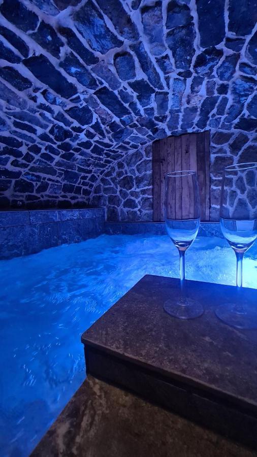O Nuit Claire, Superbe Longere Avec Spa. Dompierre-Sur-Helpe Экстерьер фото
